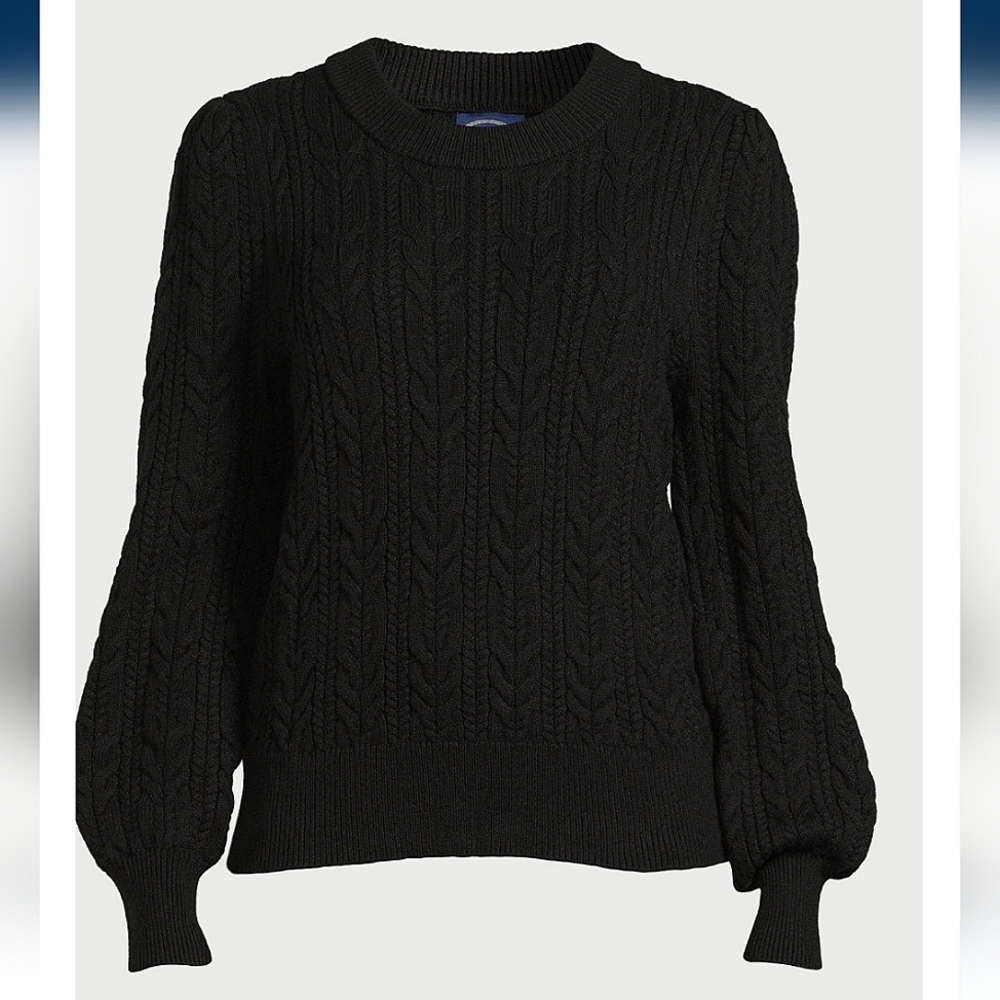 NWT Scoop Cable Crewneck Sweater